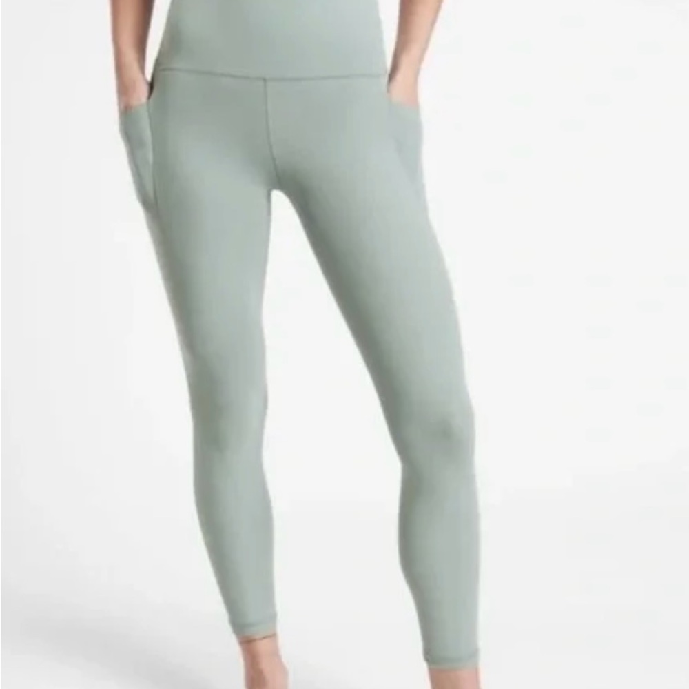 Athleta Women's Sage Green Stash Packets Leggings